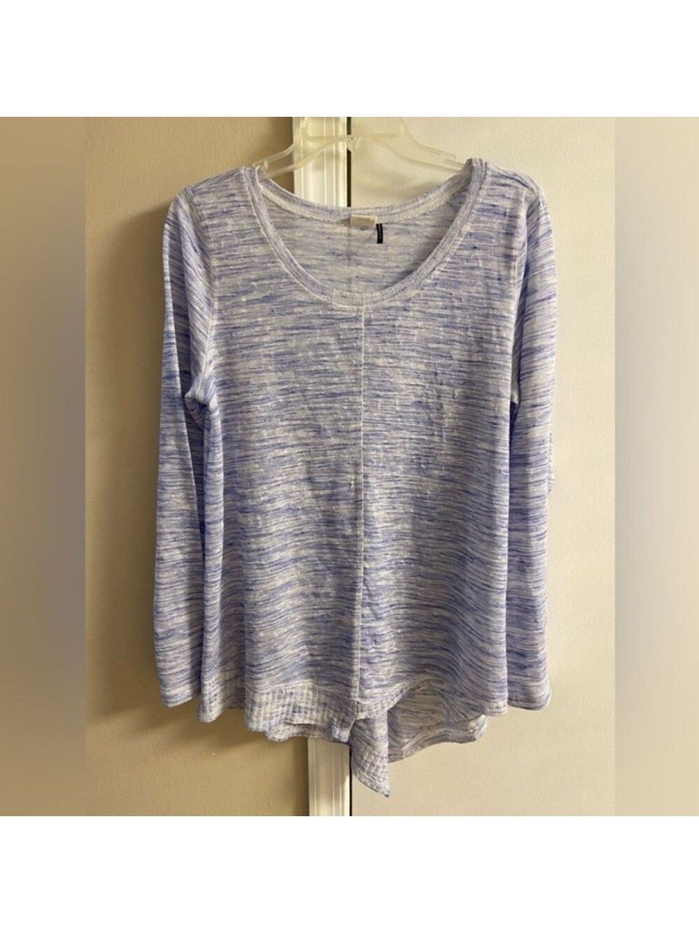 Akemi & Kin Stylish Light Blue Long Sleeve knit Top Large